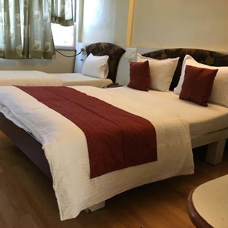 Hotel Tourist International Pune Luaran gambar
